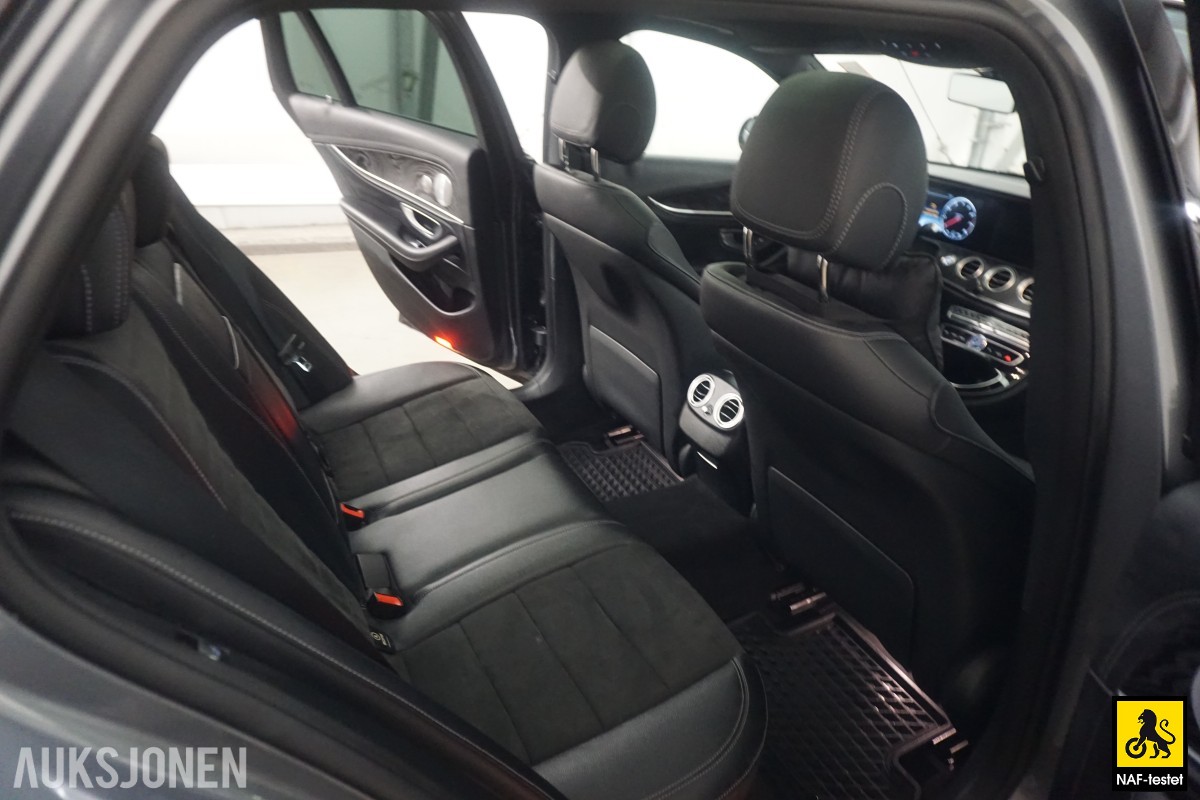 2017 Mercedes-Benz E200 AMG 184HK AUTOMAT HENGERFESTE BURMESTER 360-KAMERA PANORAMA HEAD-UP