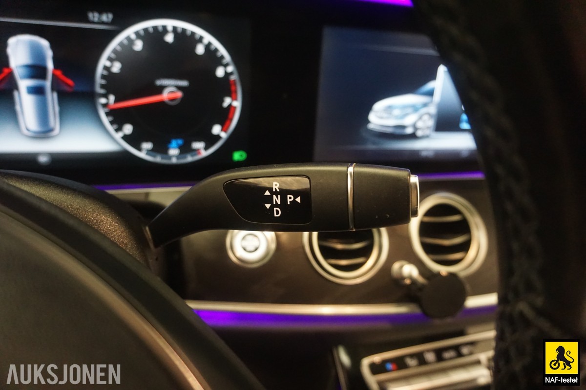 2017 Mercedes-Benz E200 AMG 184HK AUTOMAT HENGERFESTE BURMESTER 360-KAMERA PANORAMA HEAD-UP