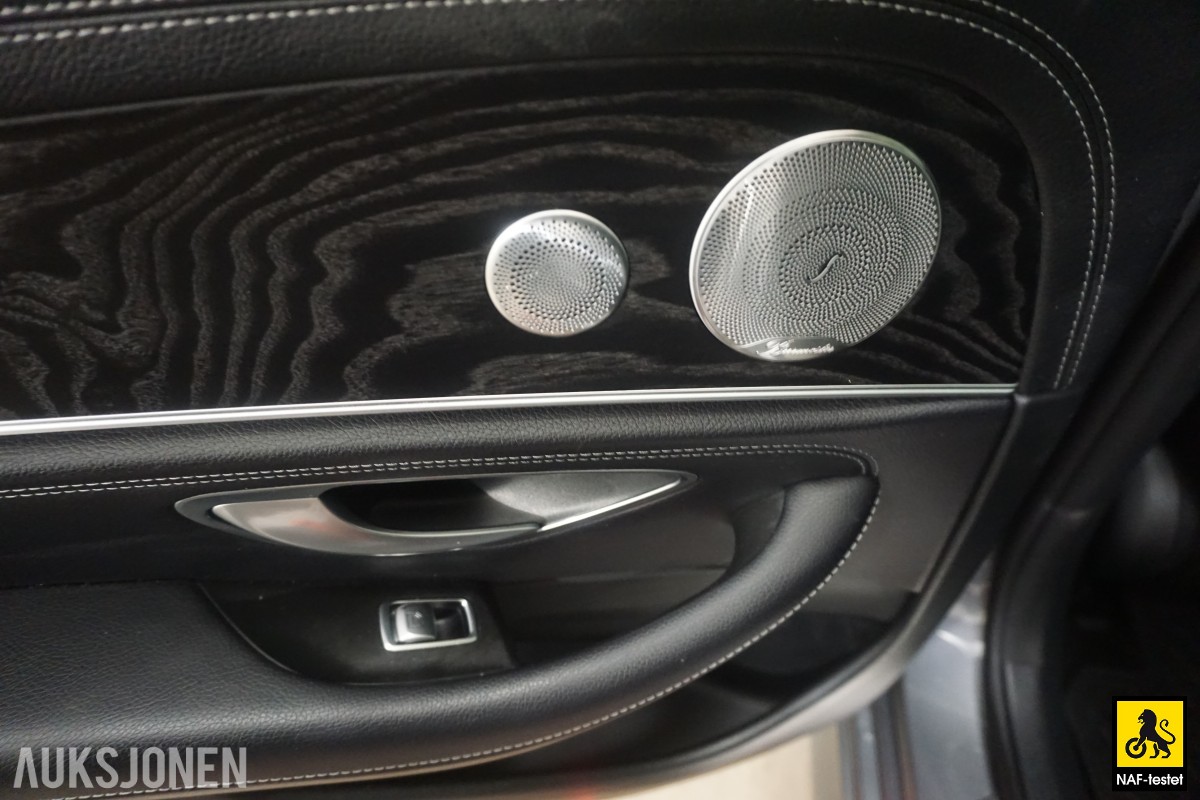 2017 Mercedes-Benz E200 AMG 184HK AUTOMAT HENGERFESTE BURMESTER 360-KAMERA PANORAMA HEAD-UP