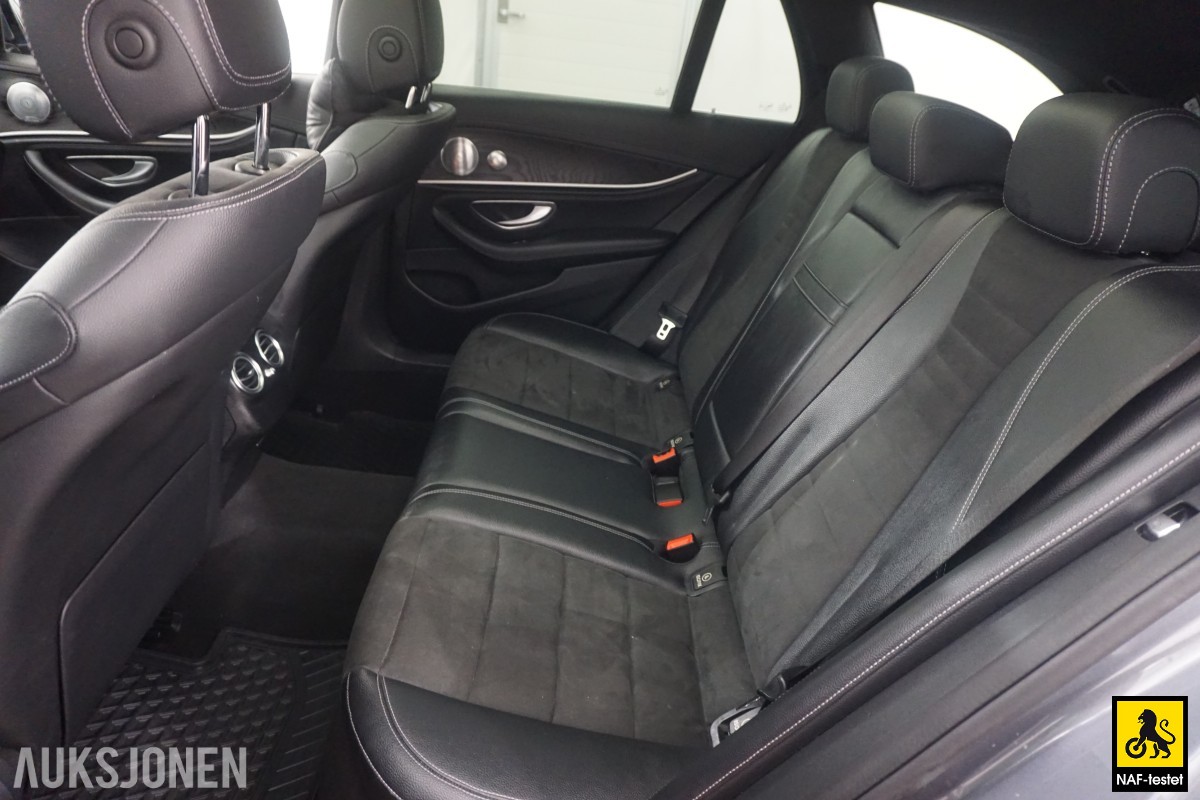 2017 Mercedes-Benz E200 AMG 184HK AUTOMAT HENGERFESTE BURMESTER 360-KAMERA PANORAMA HEAD-UP