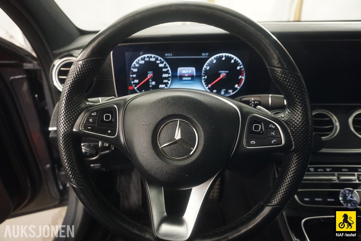 2017 Mercedes-Benz E200 AMG 184HK AUTOMAT HENGERFESTE BURMESTER 360-KAMERA PANORAMA HEAD-UP