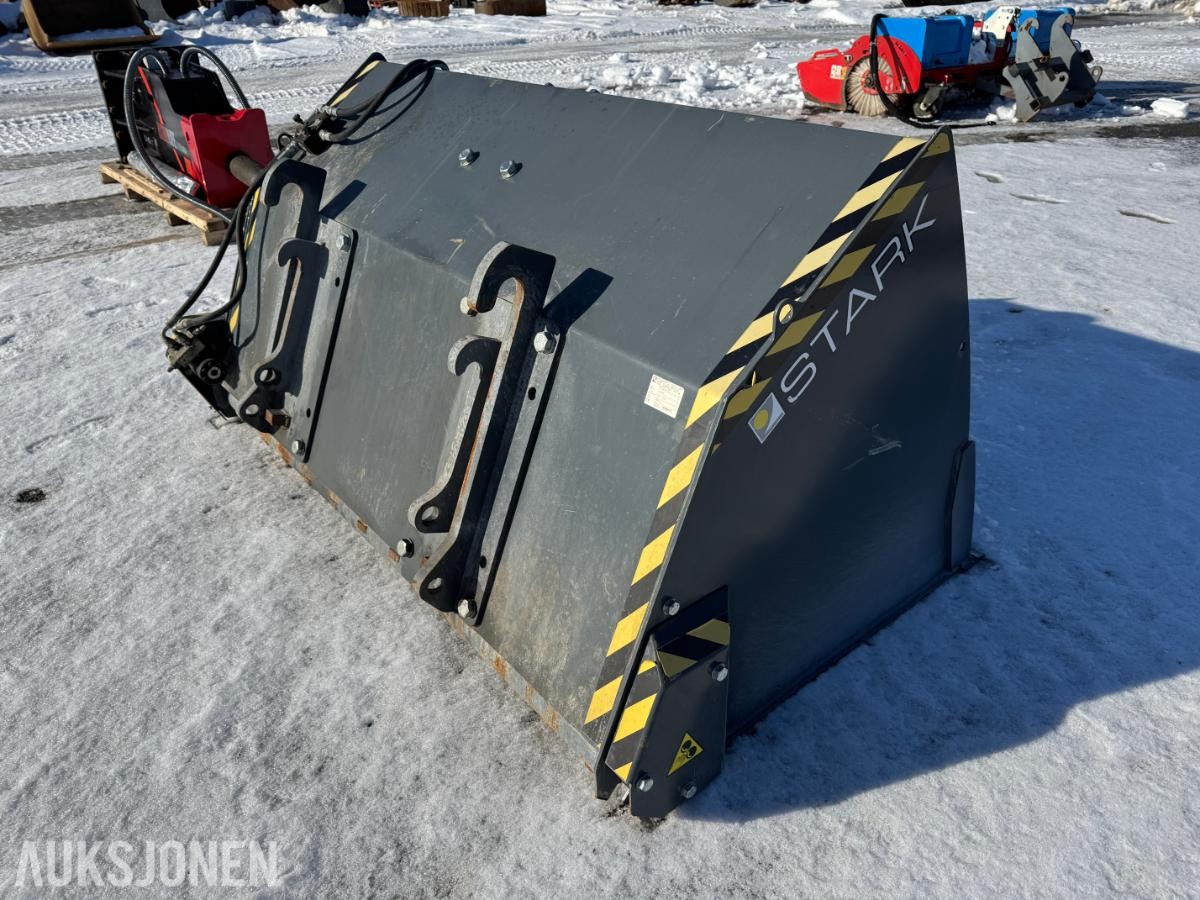 Stark HK 2000 sandspreder / strøkasse