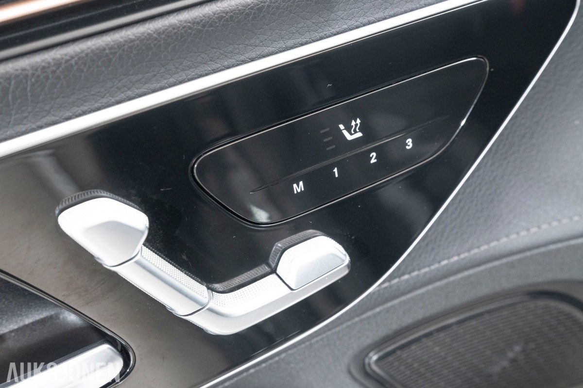 2023 Mercedes-Benz EQE 350 4MATIC PANORAMA NAVI KAMERA SKINN LED