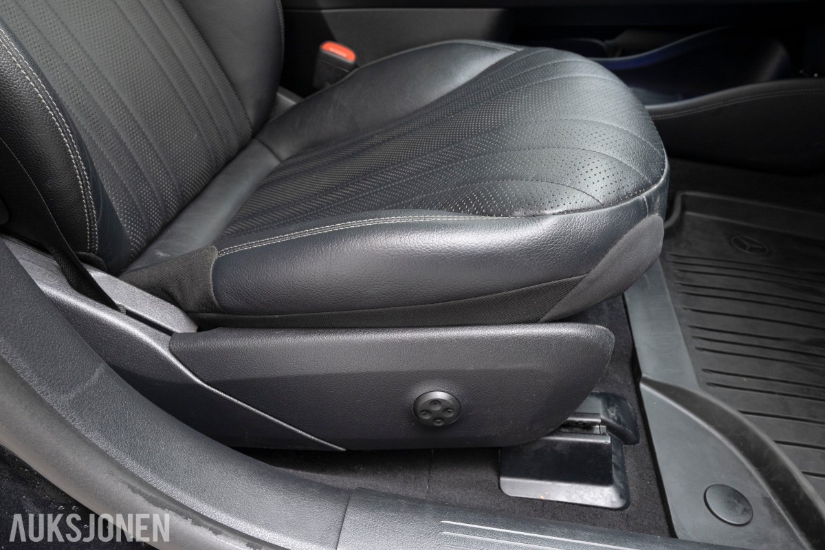 2023 Mercedes-Benz EQE 350 4MATIC PANORAMA NAVI KAMERA SKINN LED