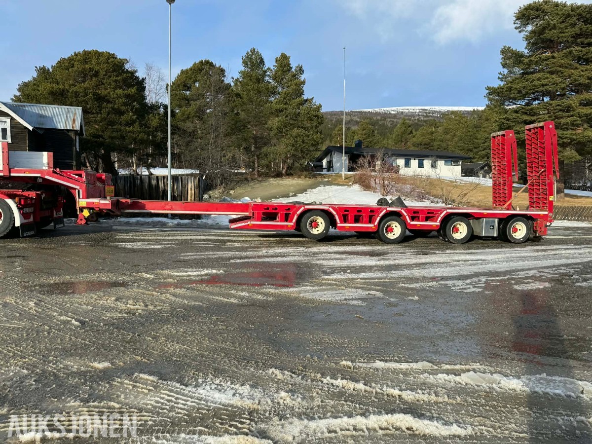 2022 Istrail Maskinsemi. Godt utstyrt henger. 