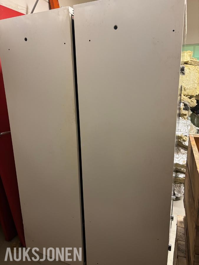 3 Sett garderobeskap "Sarpsborg metall SMZ"