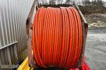 2024 Stor kabeltrommel med oransje fiberrør (FTTx-ducting) fra Ducatel