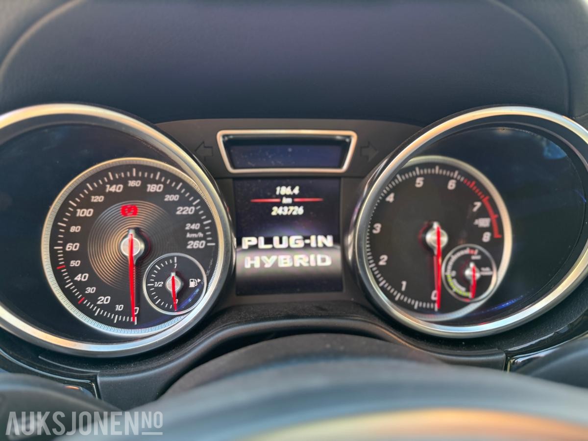 2016 MERCEDES-BENZ GLE 500E 4MATIC | AMG LINE | PANORAMA | 360 KAMERA 