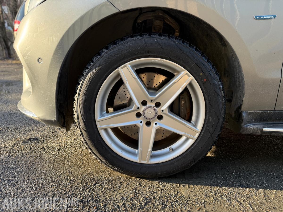 2016 MERCEDES-BENZ GLE 500E 4MATIC | AMG LINE | PANORAMA | 360 KAMERA 