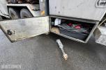 2017 Mercedes-Benz Arocs 8x4 bolterigg 2 armer / nylig EU-godkjent