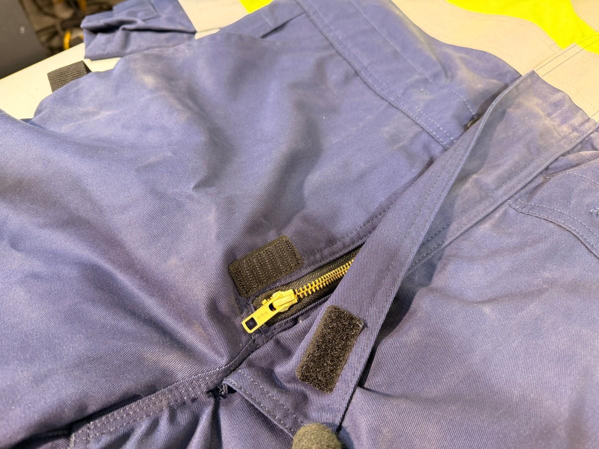 4 stk Blåkläder varselkjeledress modell 6373 - størrelse C46