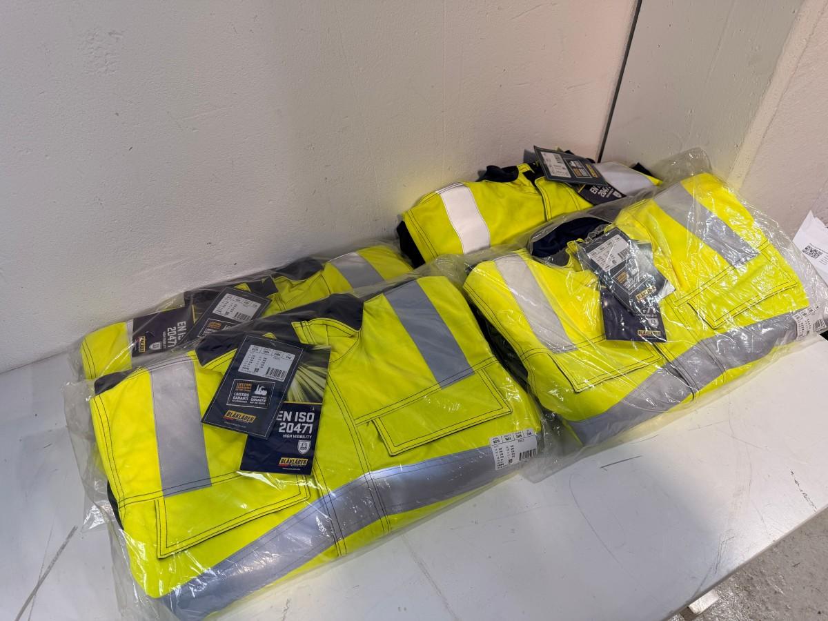 4 stk Blåkläder varselkjeledress modell 6373 - størrelse C46