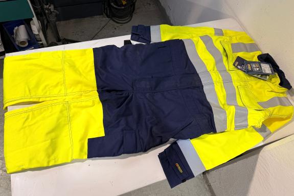 4 stk Blåkläder varselkjeledress modell 6373 - størrelse C46