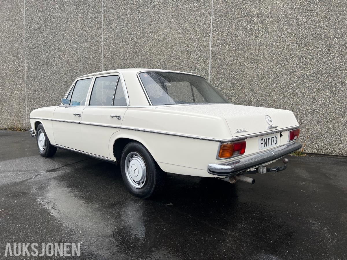 1970 Mercedes-Benz 230/8 2.3-120 / 155000km / Bevaringsverdig