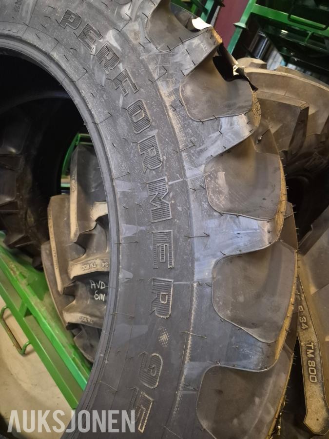 2STK TRAKTORDEKK 300/95r42 Firestone Performer 95