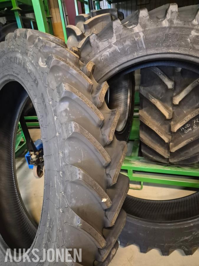 2STK TRAKTORDEKK 300/95r42 Firestone Performer 95