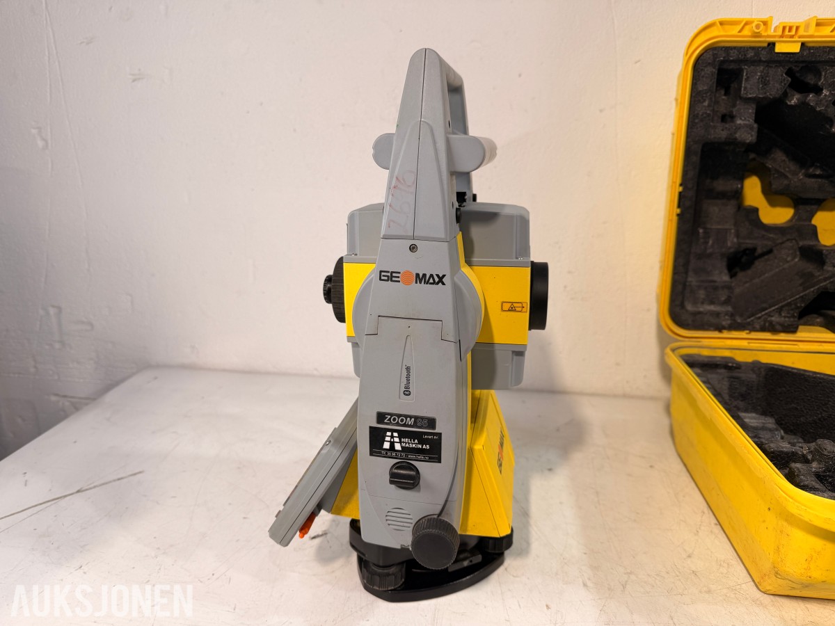 2023 GeoMax Zoom95 totalstasjon med ZRT82 og tilbehør