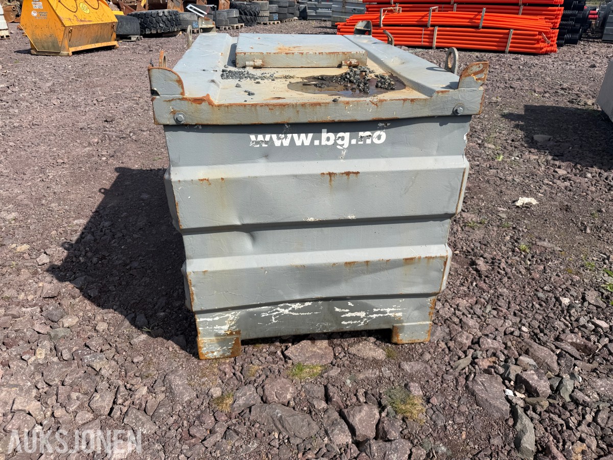 2015 KN Beholderfabrik & Miljøteknik 1000 L dieseltank