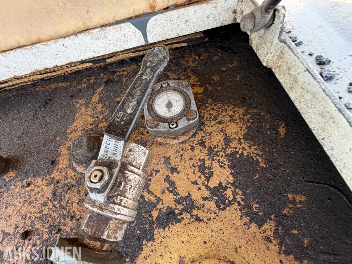 2015 KN Beholderfabrik & Miljøteknik 1000 L dieseltank