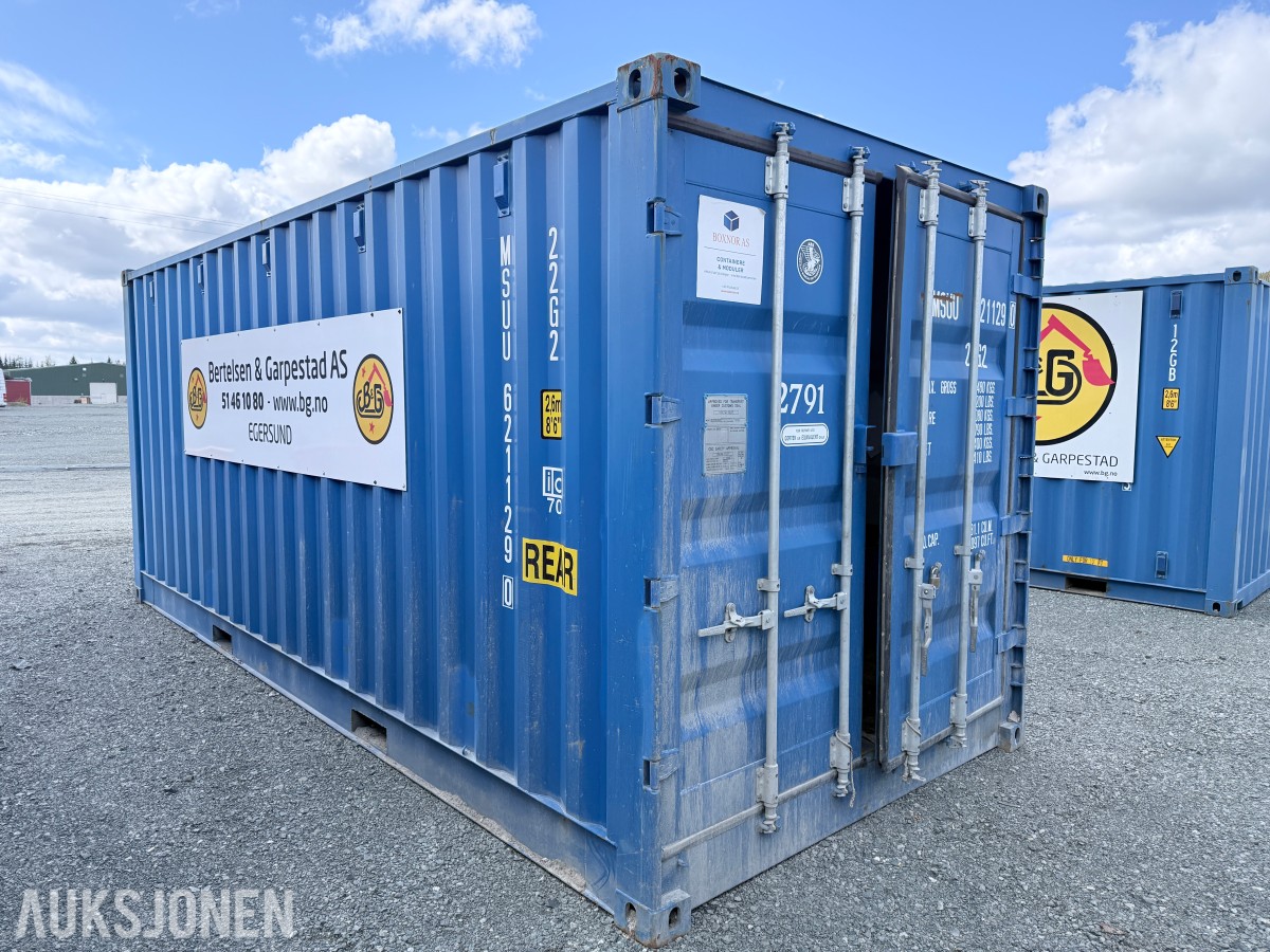 2022 20 fots container med sideåpning og ristgulv
