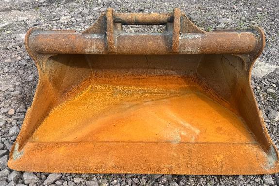 2000 Gjerstad pusseskuff 1300 liter – S70-feste