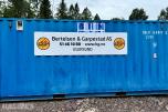 2010 20 fots Container med rørdeler, PE-rør, pumpe og monteringsutstyr