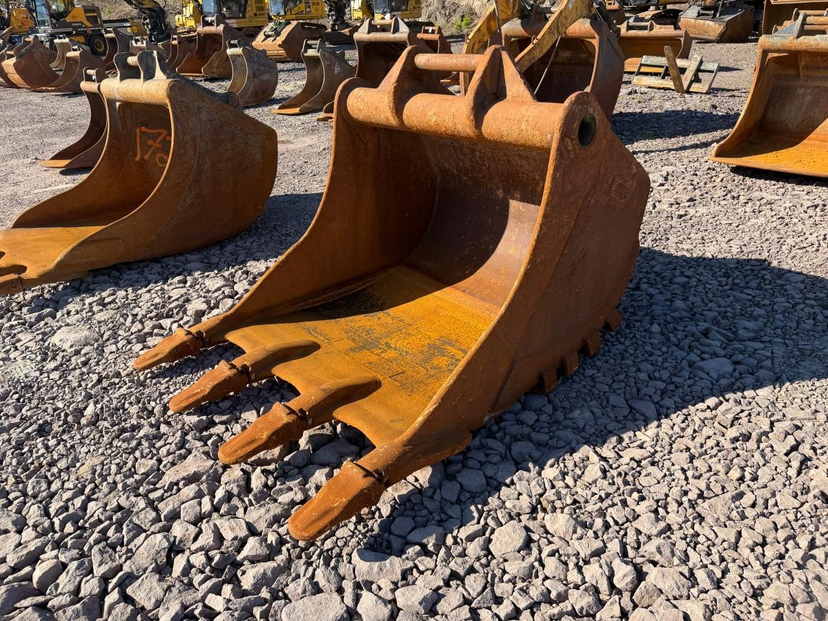 Gjerstad Tannskuff 1700 Liter S70 Cat-J