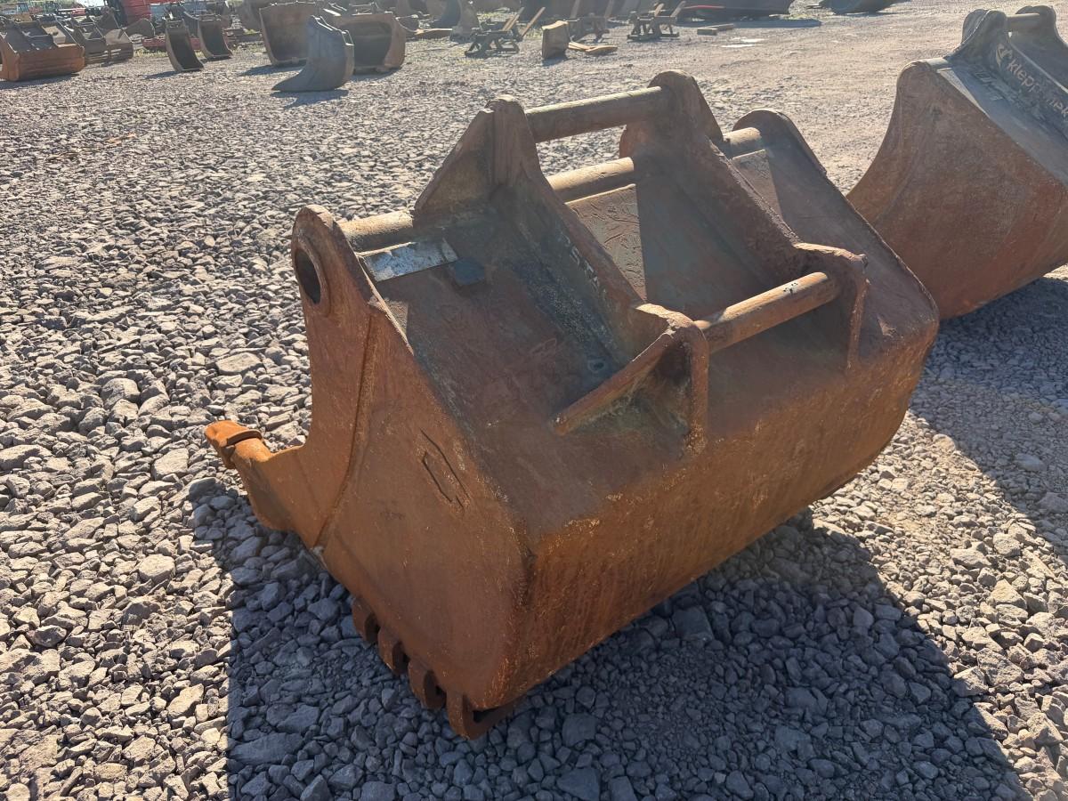 Gjerstad Tannskuff 1700 Liter S70 Cat-J