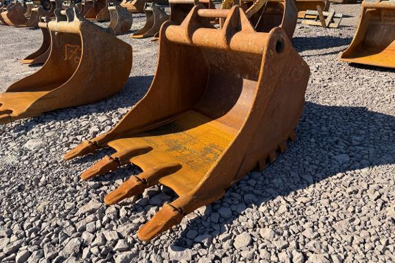 Gjerstad Tannskuff 1700 Liter S70 Cat-J