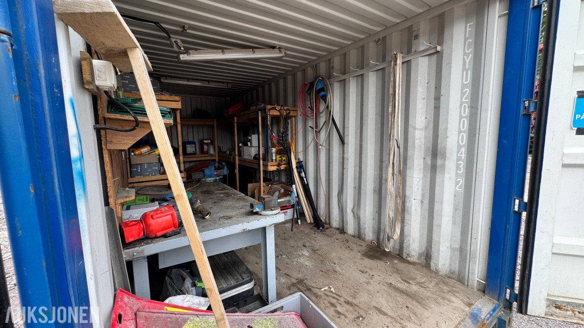 2015 20 fots verkstedcontainer med innredning og utstyr