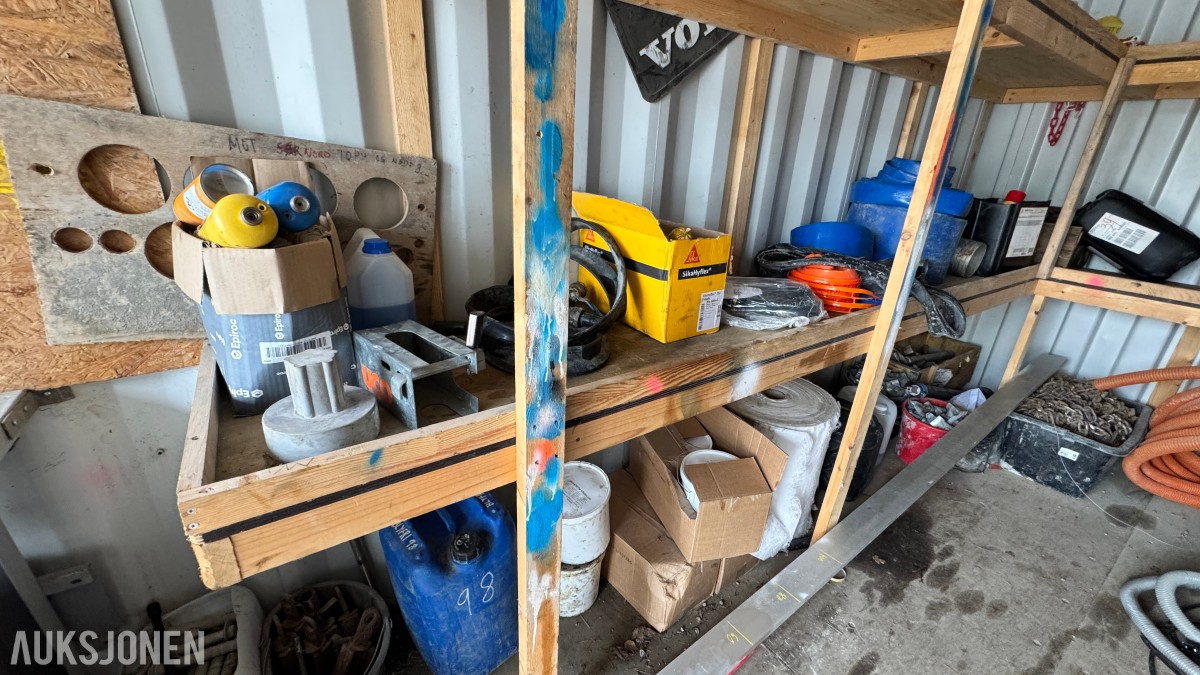 2015 20 fots verkstedcontainer med innredning og utstyr