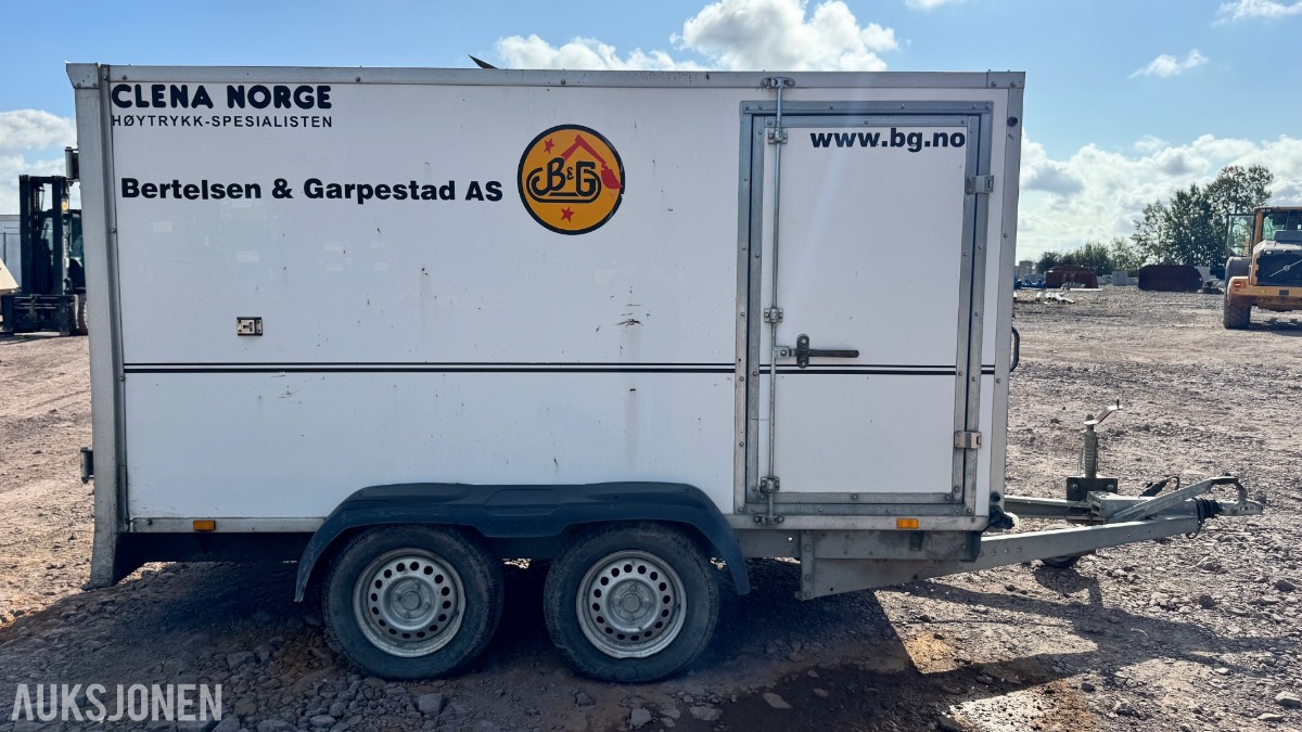2021 CLENA HD 300-27 mobilt høytrykks-/varmtvannsanlegg – 300 bar / 27 l/min