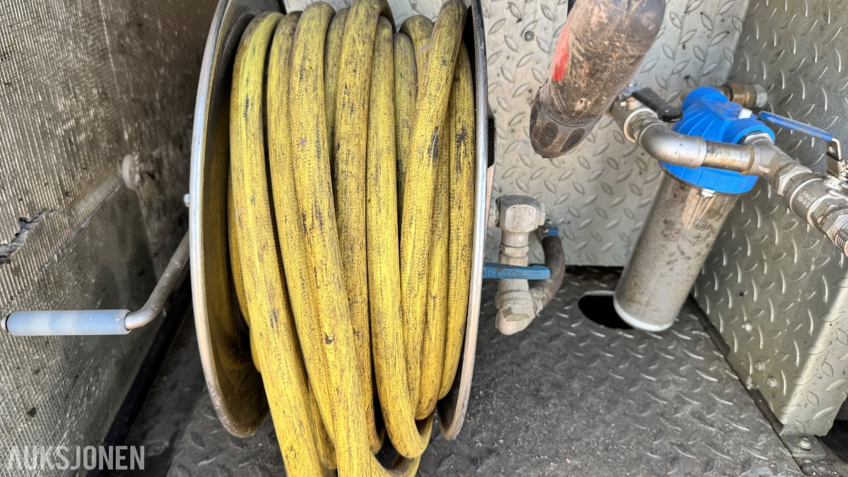 2021 CLENA HD 300-27 mobilt høytrykks-/varmtvannsanlegg – 300 bar / 27 l/min