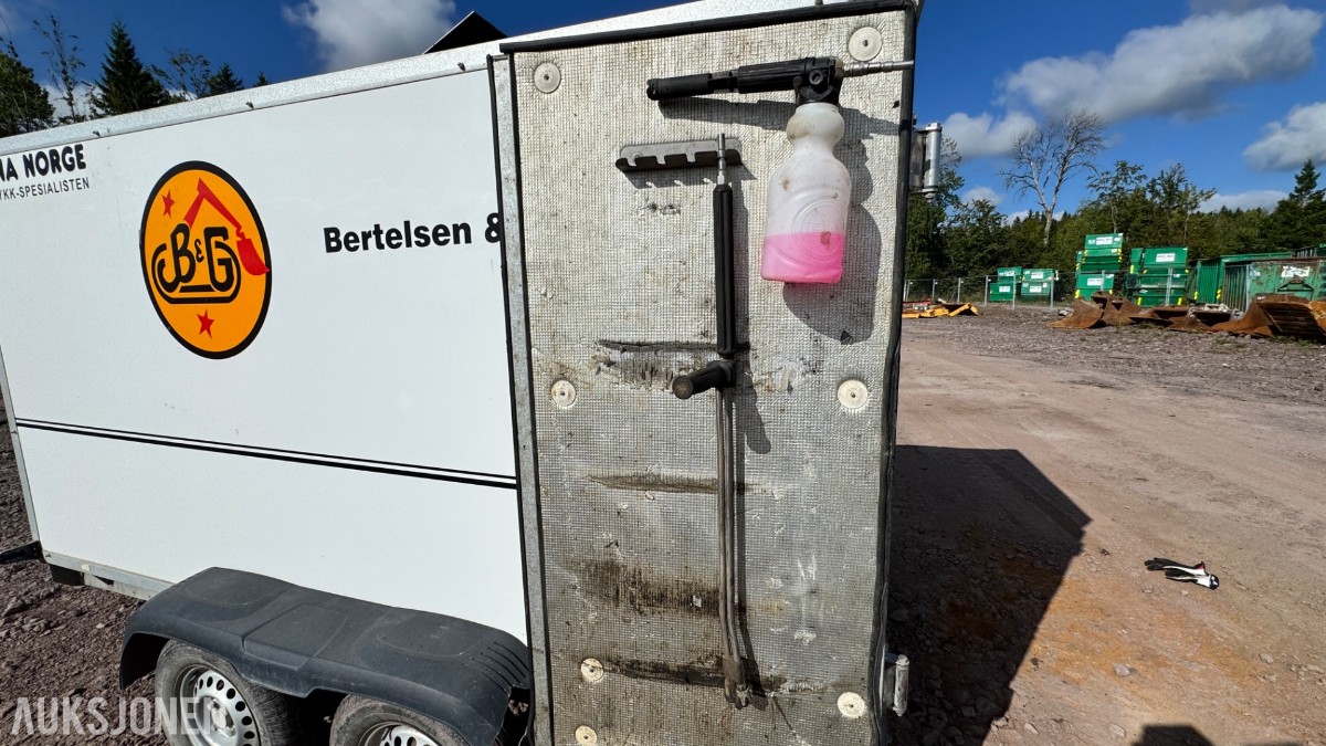 2021 CLENA HD 300-27 mobilt høytrykks-/varmtvannsanlegg – 300 bar / 27 l/min
