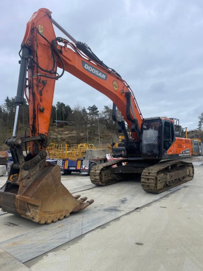 2018 Doosan DX380LC-5. GPS, sentralsmøring, to-kam plater