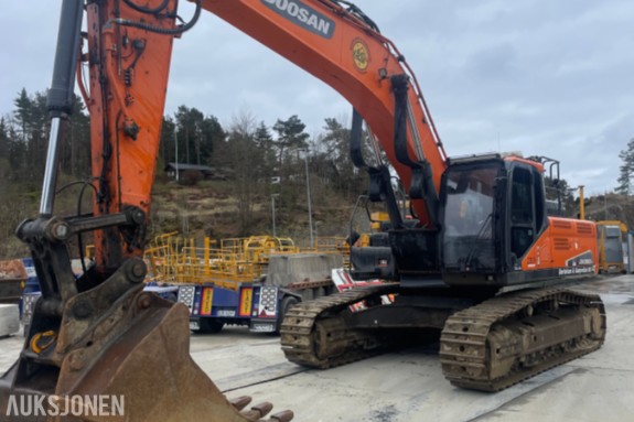 2018 Doosan DX380LC-5. GPS, sentralsmøring, to-kam plater