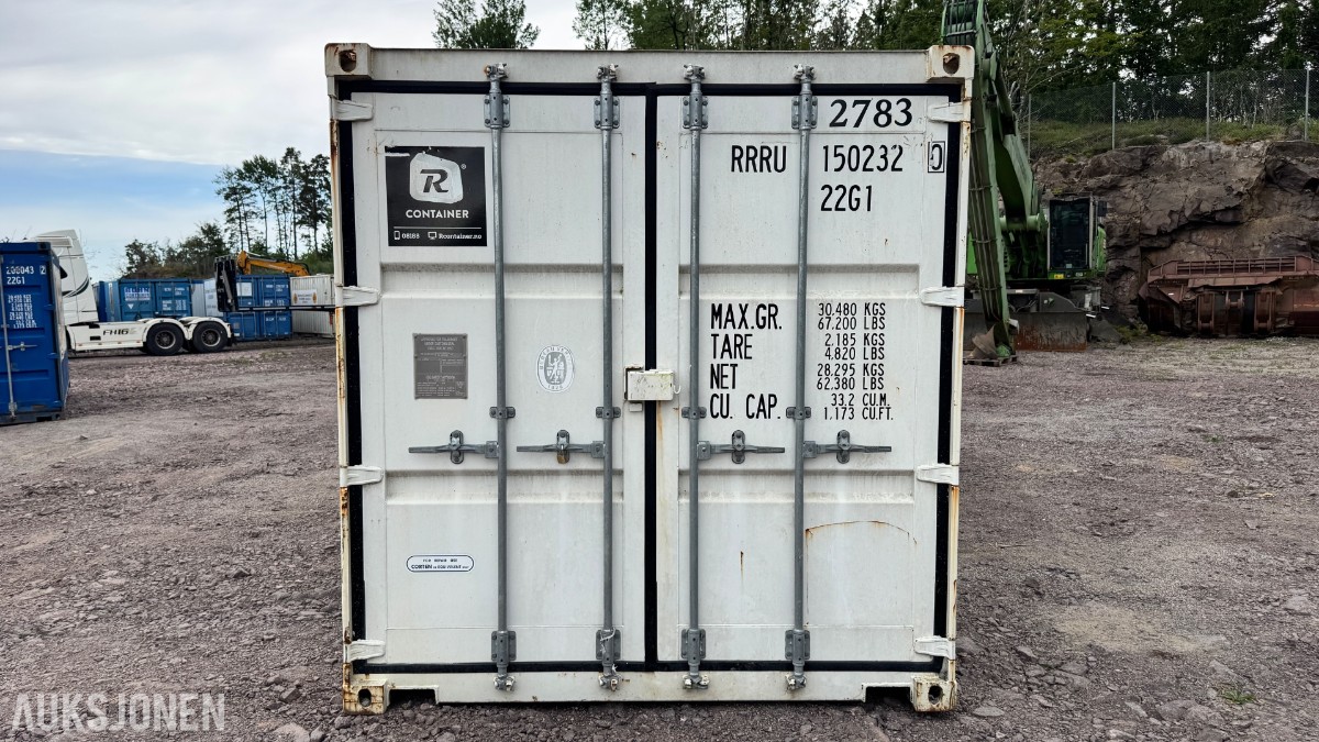 2016 20 fots container med rørdeler, koblinger og VA-materiell