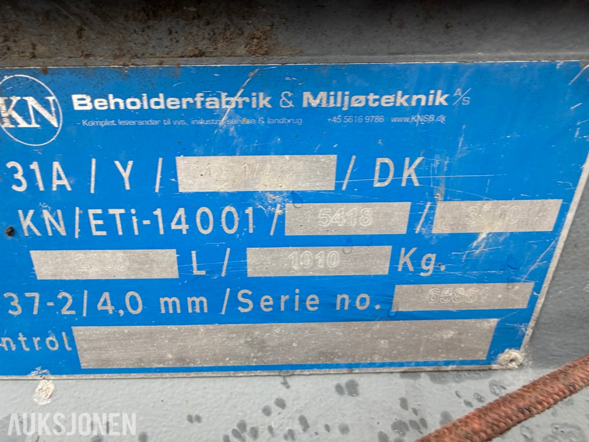 2017 KN Dieseltank 2000L