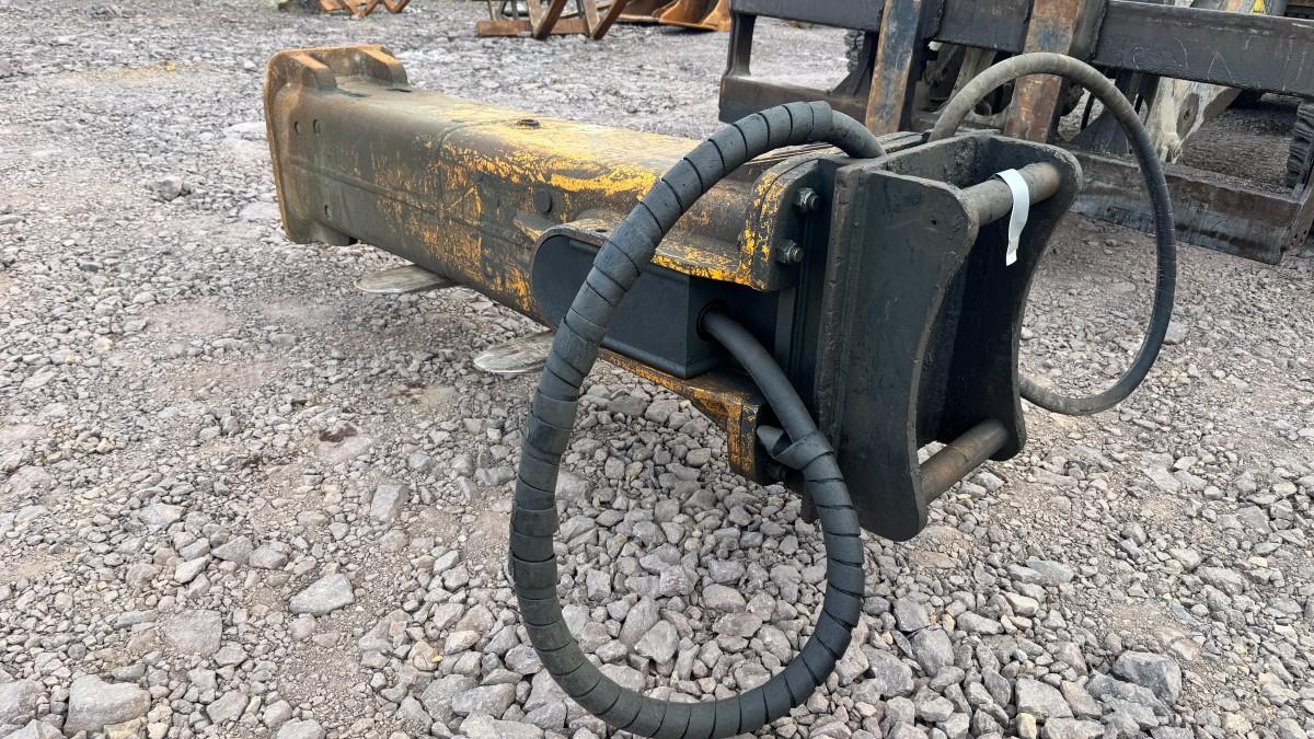 DNB D70 IIs Hydraulisk Pigghammer med S60 feste
