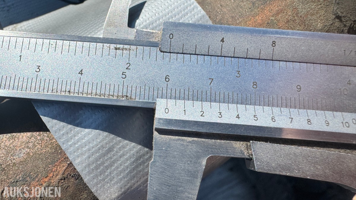 DNB D70 IIs Hydraulisk Pigghammer med S60 feste