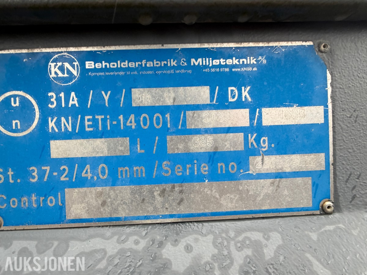 2017 KN Tank 1000L - Ca 25% innhold