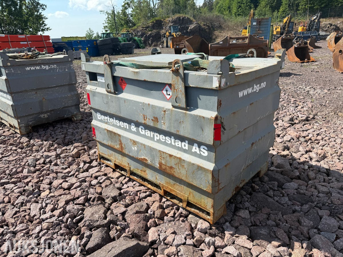 Dieseltank 1000L – ADR-godkjent transporttank