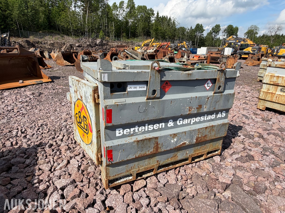 Dieseltank 1000L – ADR-godkjent transporttank