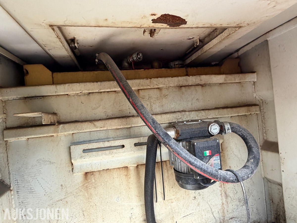 Dieseltank 1000L – ADR-godkjent transporttank