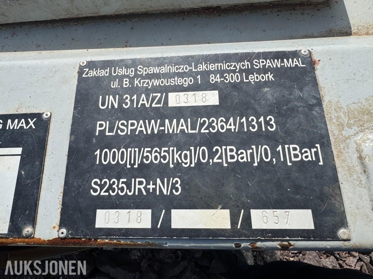 Dieseltank 1000 liter ca 30 % innhold