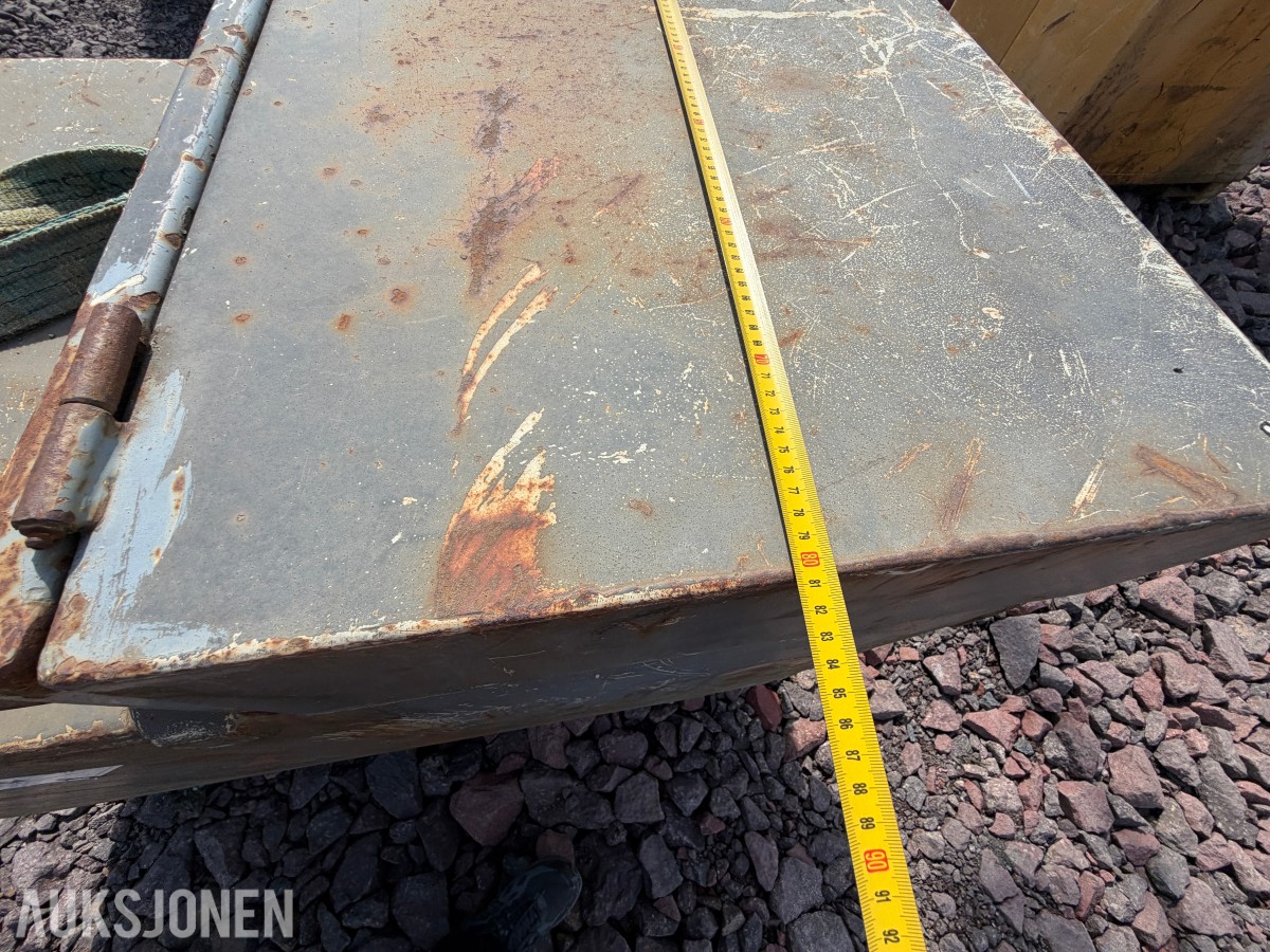 Farmartanken diesel tank 600L med pumpe