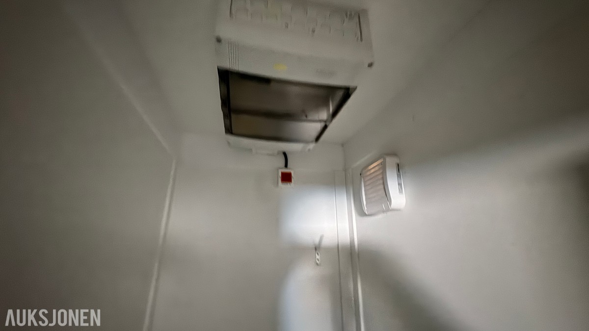 20 FOT sanitærcontainer 20 fot – med dusj, toalett og vaskesone