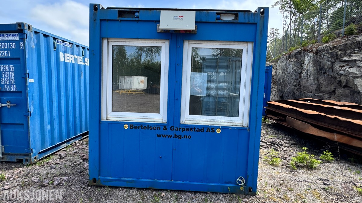 20 Fot Kontorbrakke Isolert / anleggsbrakke med strømtilkobling