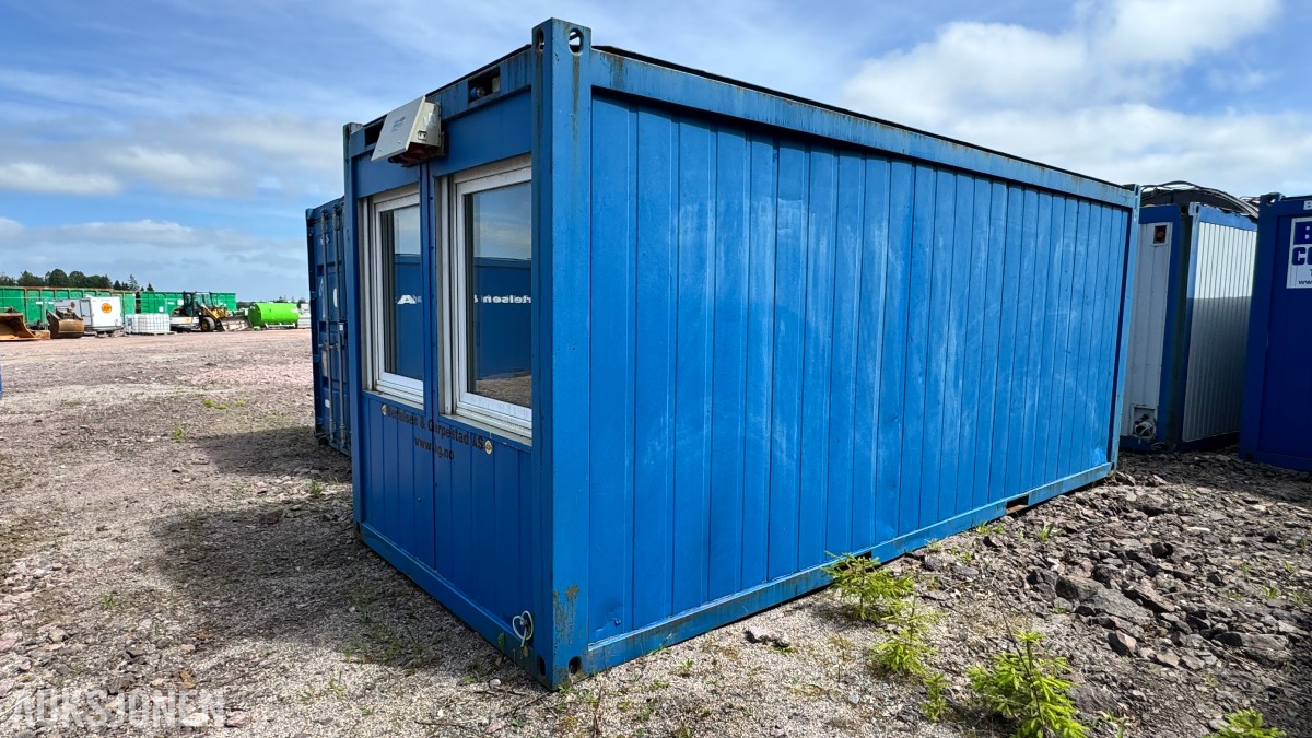 20 Fot Kontorbrakke Isolert / anleggsbrakke med strømtilkobling