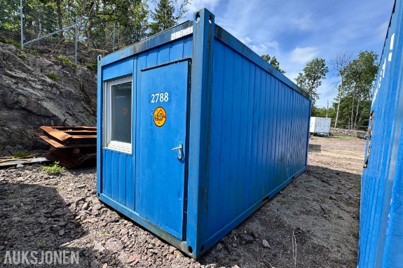 20 Fot Kontorbrakke Isolert / anleggsbrakke med strømtilkobling